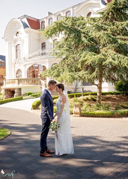 hochzeitsfotografie-magdeburg-brautpaar (5) Emotionales Brautpaarfoto bei einer Hochzeit in Magdeburg